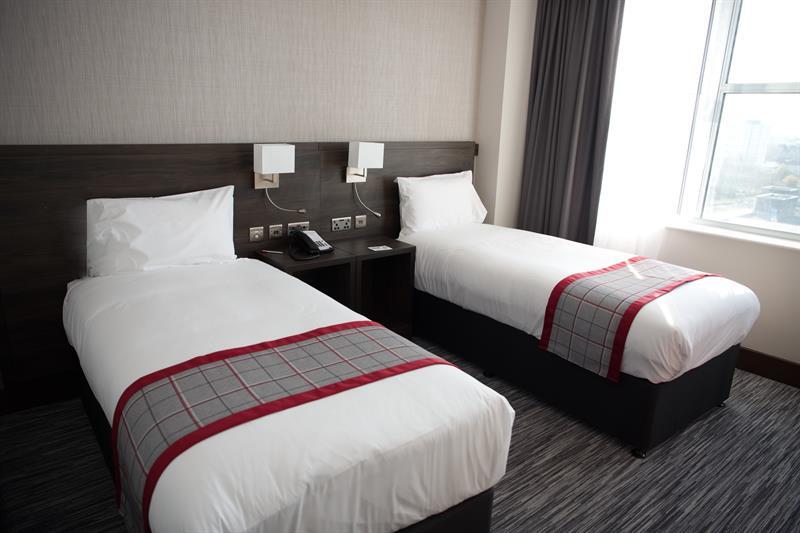 ホテル Ramada イースト・キルブライド エクステリア 写真
